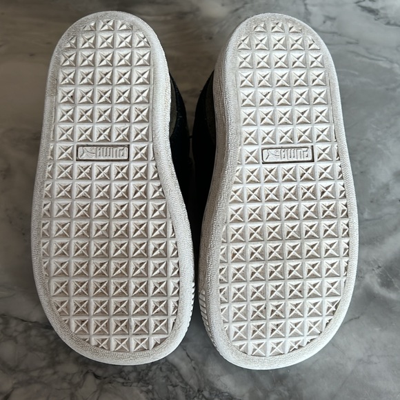 Toddler Puma Sneakers - Picture 3 of 4